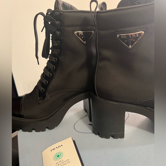 Prada
Nylon Lace-Up Combat Boots 38 NIB - Picture 12 of 12